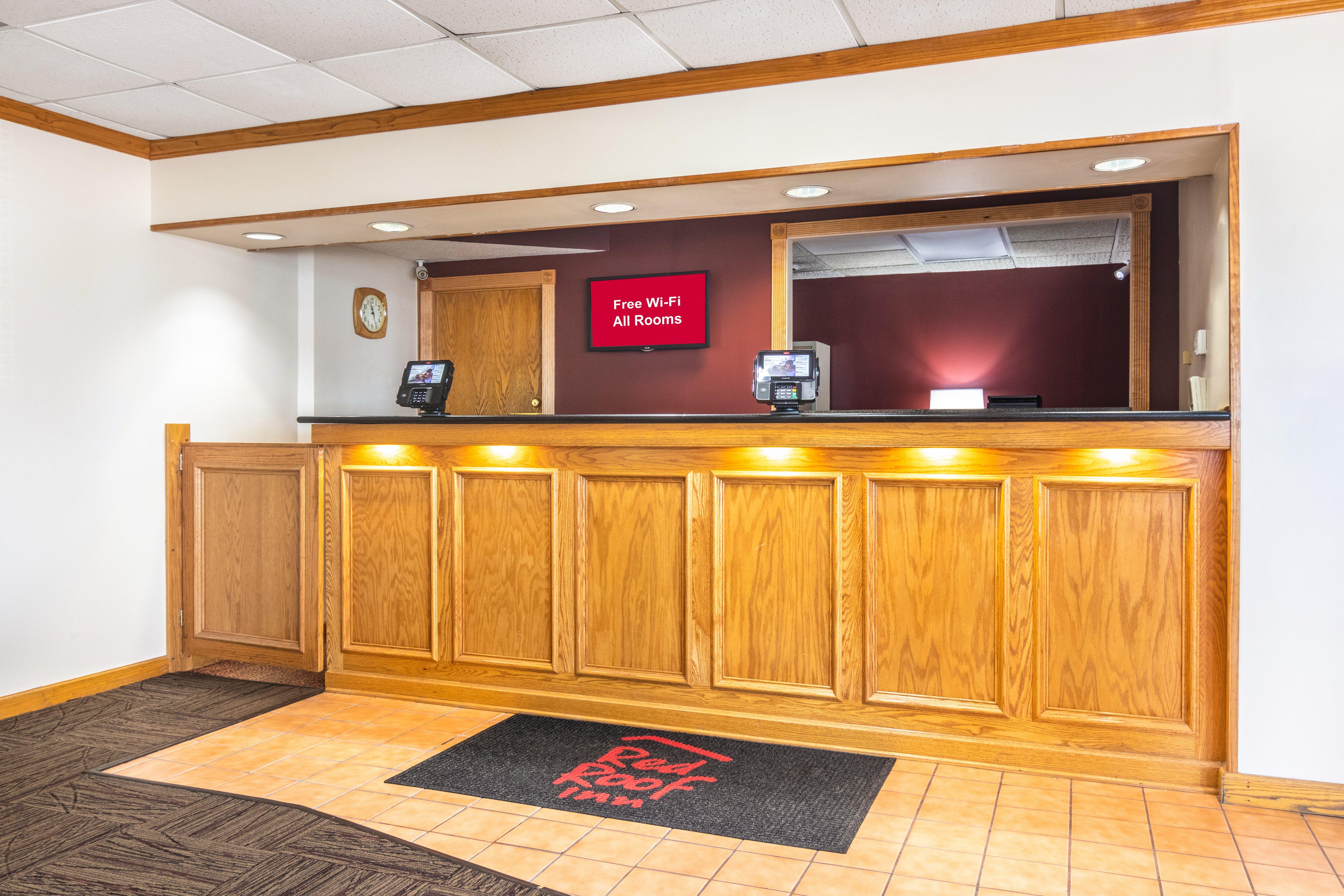 Red Roof Inn Ashtabula - Austinburg Buitenkant foto
